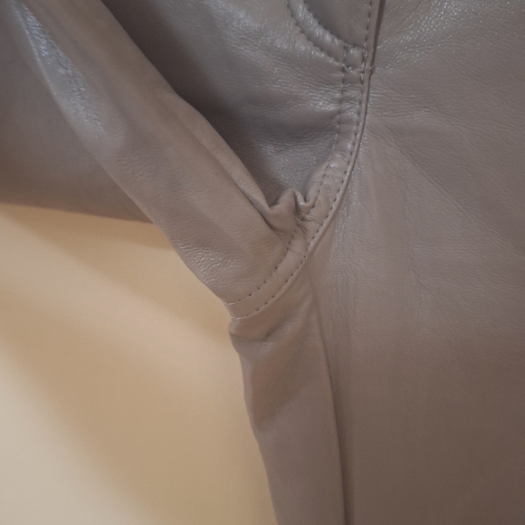 Aritzia Melina Faux Leather Pants SZ 2 NWOT - Picture 7 of 11